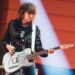 The Pretenders’ Chrissie Hynde doesn’t want to see the same fans in the front row at multiple shows: “Give local fans a chance”