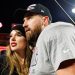 Watch Taylor Swift poke fun at “male sports fans” on ‘New Heights’ podcast clip