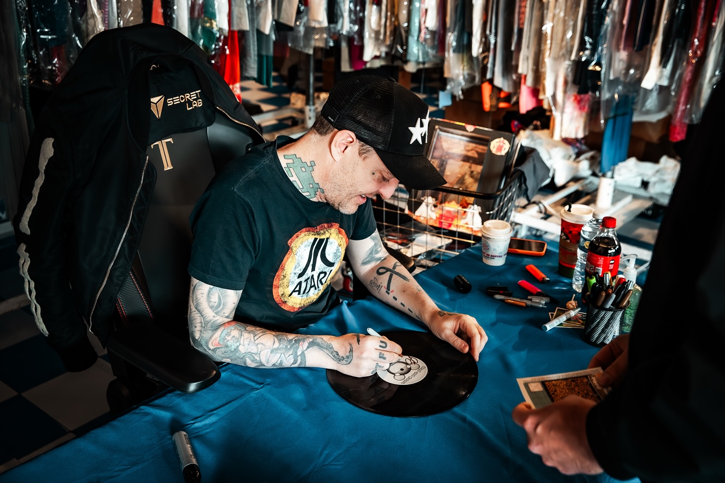 deadmau5 Seeks to Repay Long-Lost Internet Friend for Early Career Support